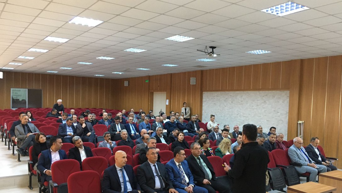 Pamukkale İlçesinde Görevli Kurum Müdürleri TYMM Ölçme ve Değerlendirme Uygulamaları Semineri